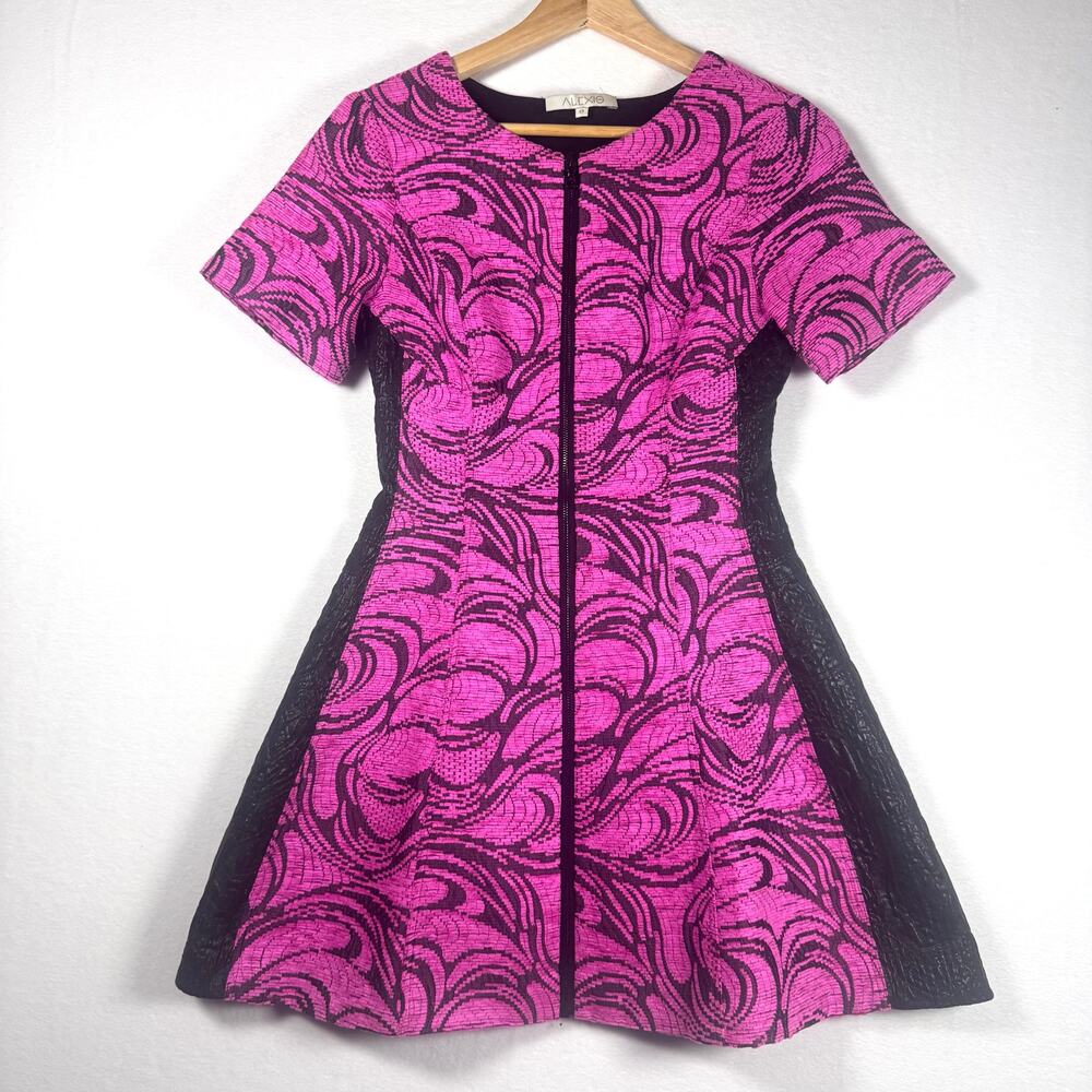 ALEXIS Saratova Hot Pink Black Short Sleeved Zip Up Cocktail Party Dress Barbie
